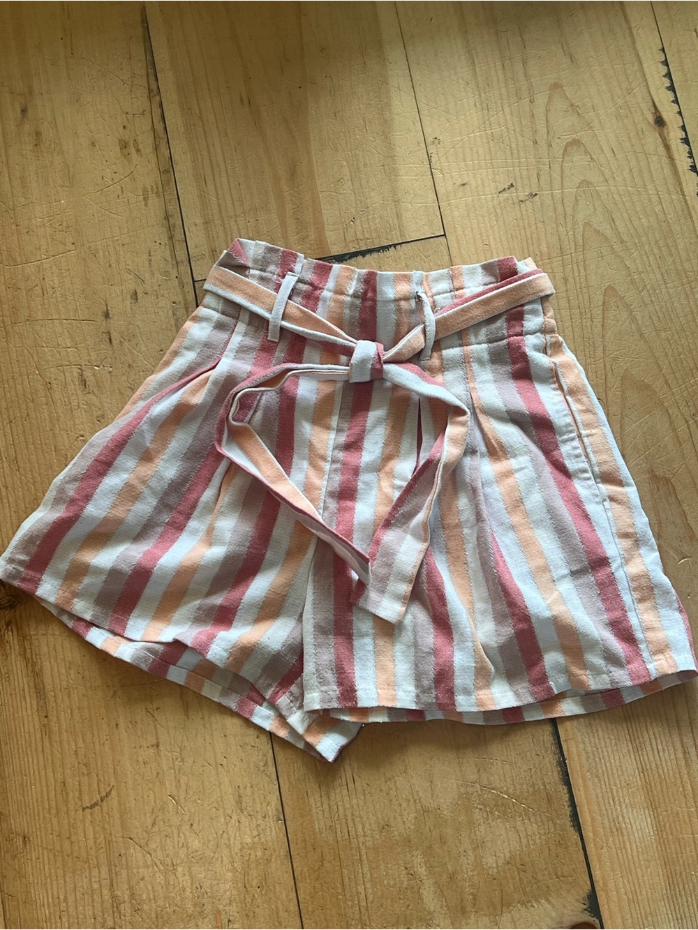 miami Striped High-Waist Tie Shorts in Coral, Peach & White